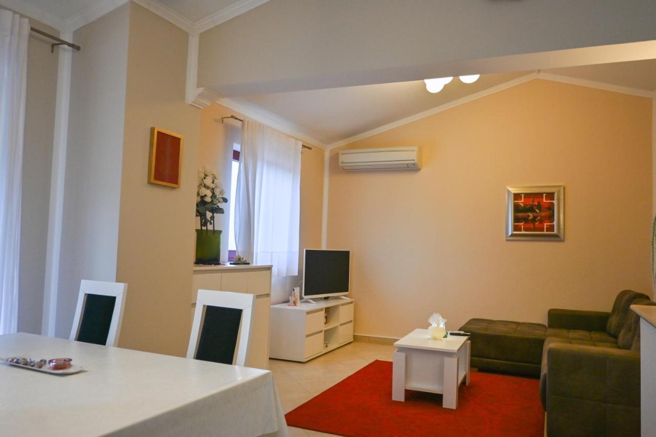 Villa Michelle Karojba Ngoại thất bức ảnh