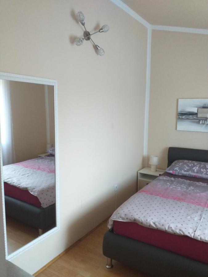 Villa Michelle Karojba Ngoại thất bức ảnh
