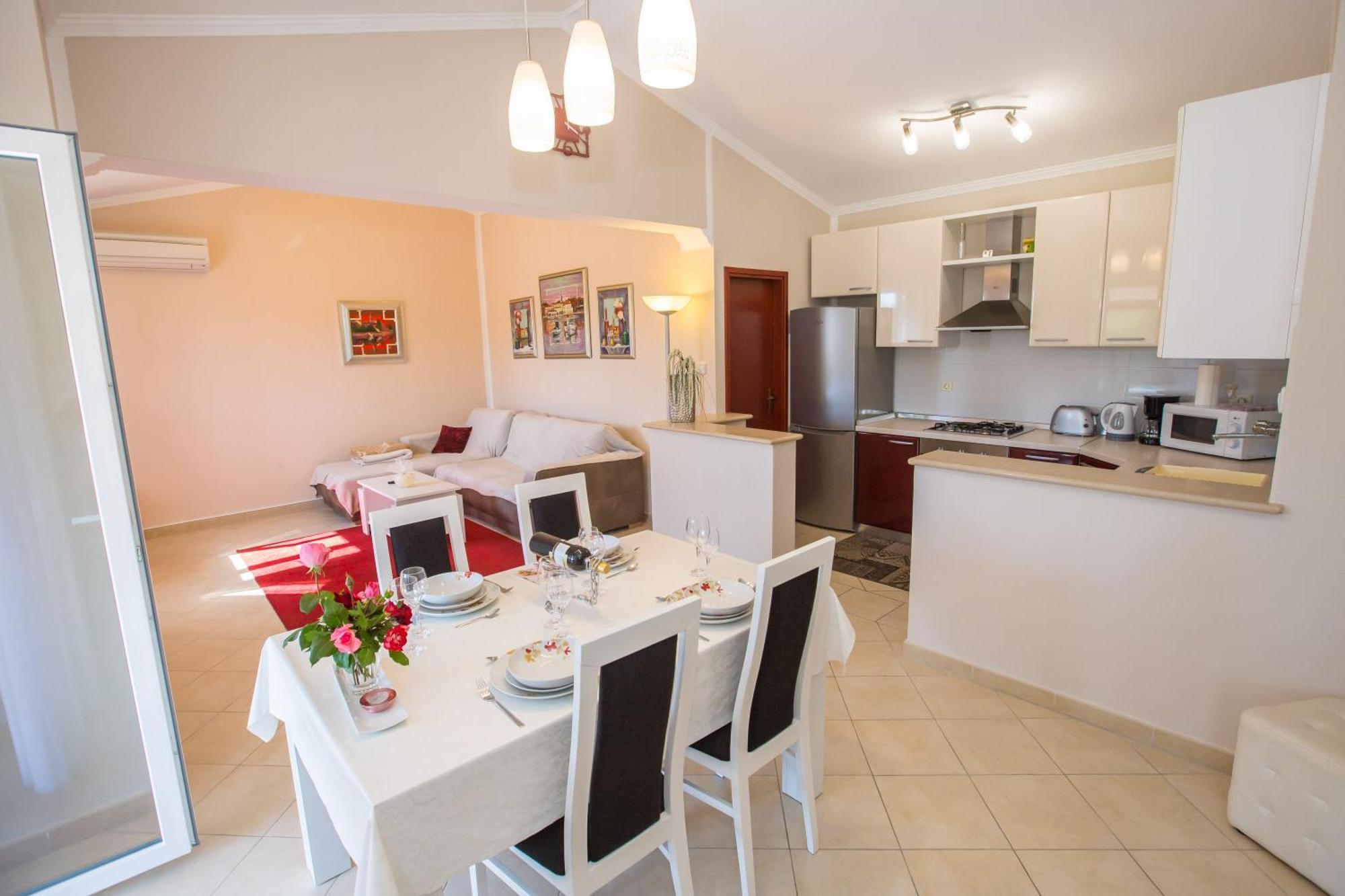 Villa Michelle Karojba Ngoại thất bức ảnh