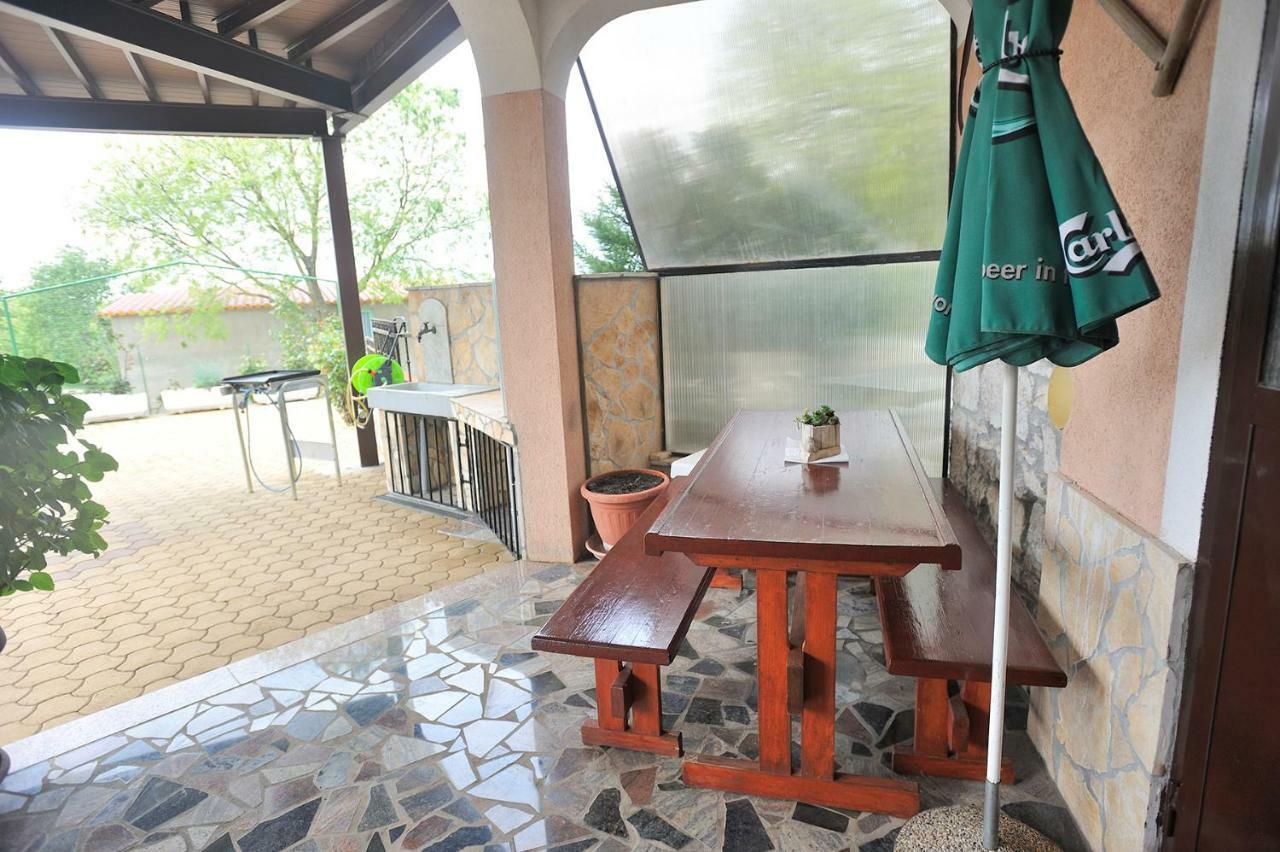 Villa Michelle Karojba Ngoại thất bức ảnh